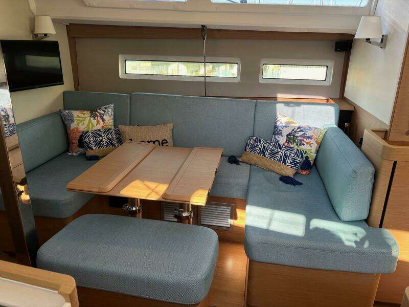 La Paloma 44ft Jeanneau Yacht For Sale