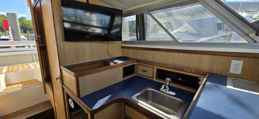 SoulShine 28ft Bertram Yacht For Sale