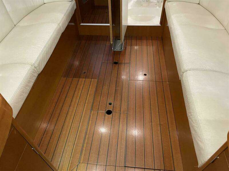 Flyswatter 40ft Beneteau Yacht For Sale