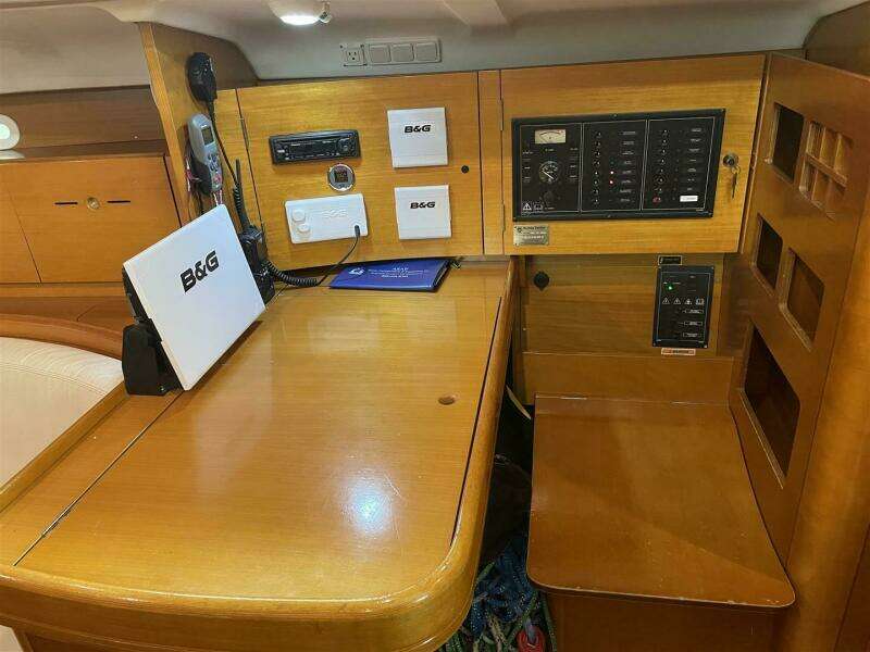 Flyswatter 40ft Beneteau Yacht For Sale
