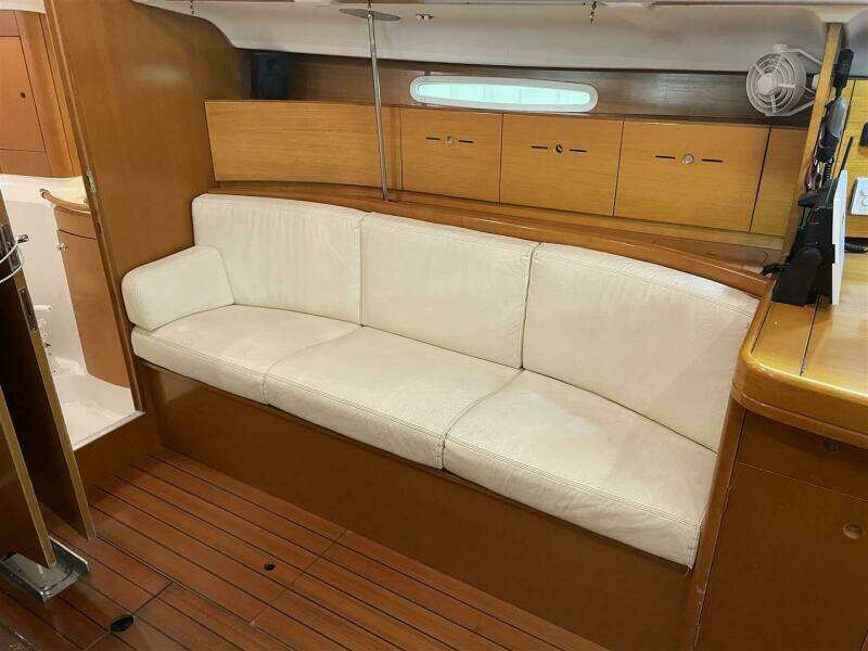 Flyswatter 40ft Beneteau Yacht For Sale