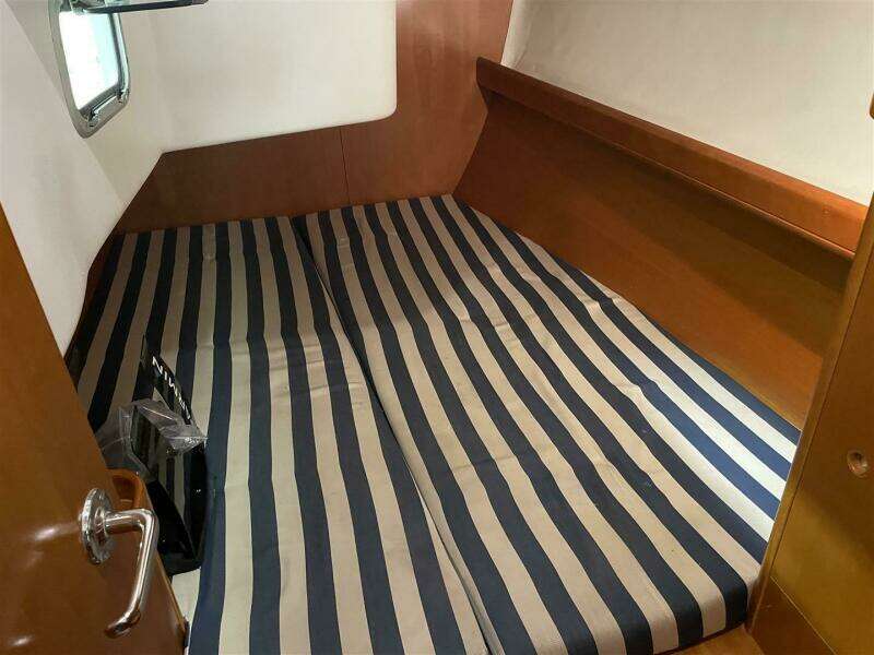 Flyswatter 40ft Beneteau Yacht For Sale