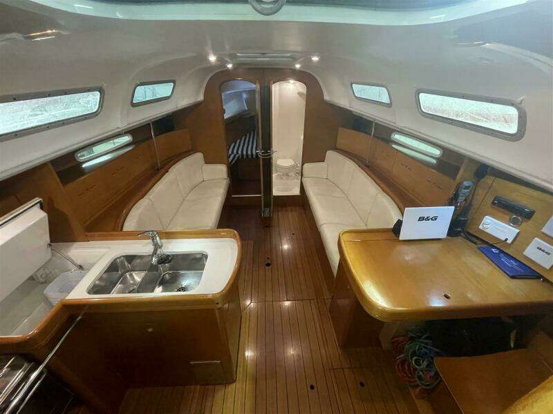 Flyswatter 40ft Beneteau Yacht For Sale