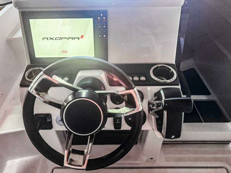25ft Axopar Yacht For Sale