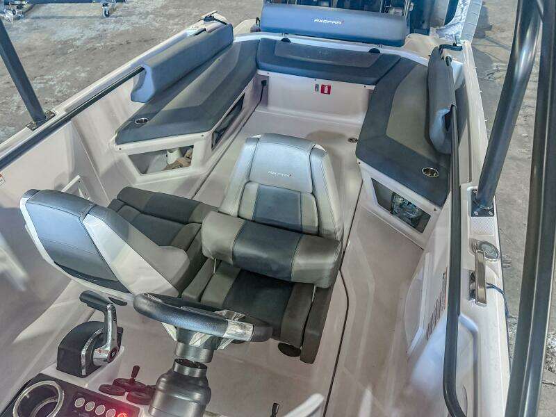 25ft Axopar Yacht For Sale