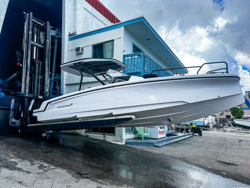 25ft Axopar Yacht For Sale