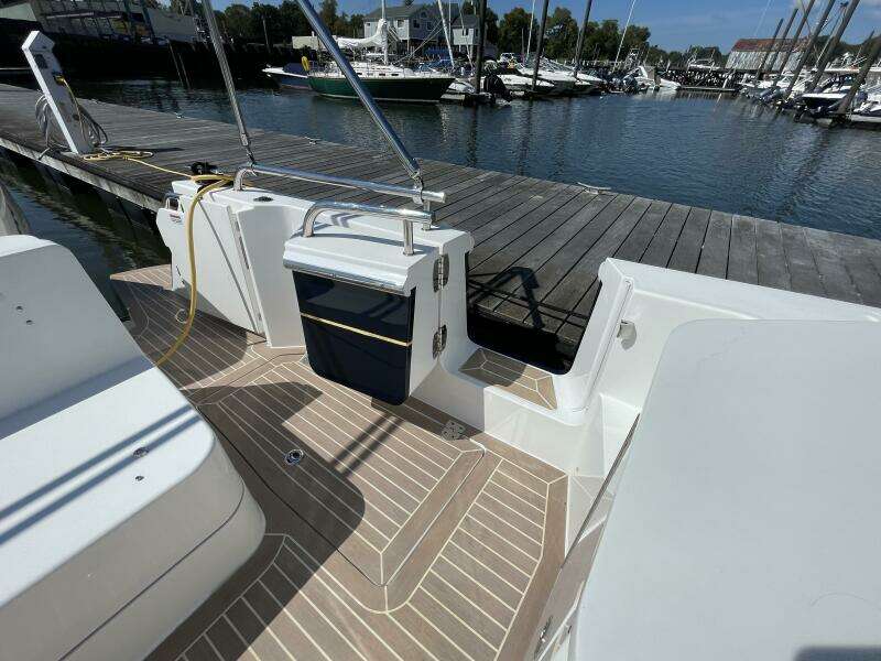 Eagle III 35ft MJM Yacht For Sale