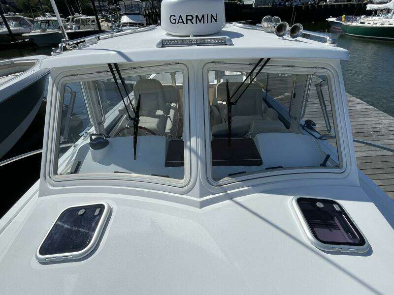 Eagle III 35ft MJM Yacht For Sale