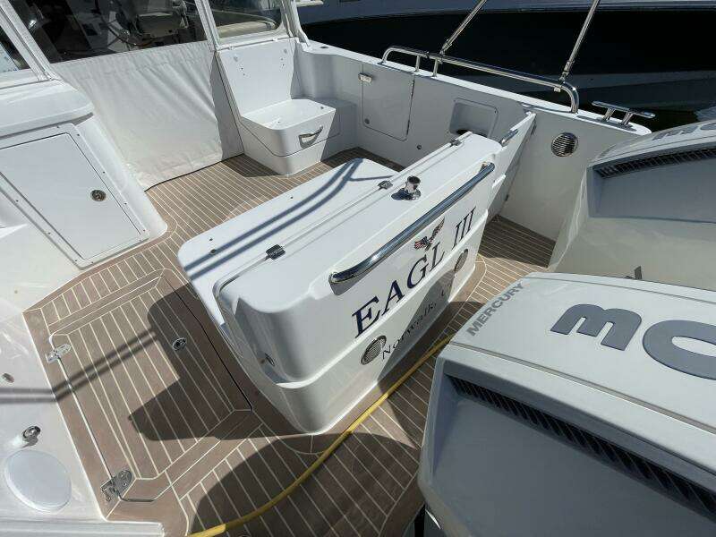 Eagle III 35ft MJM Yacht For Sale