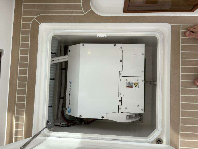 Eagle III 35ft MJM Yacht For Sale