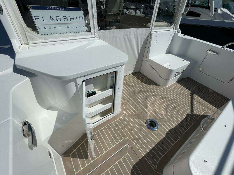 Eagle III 35ft MJM Yacht For Sale