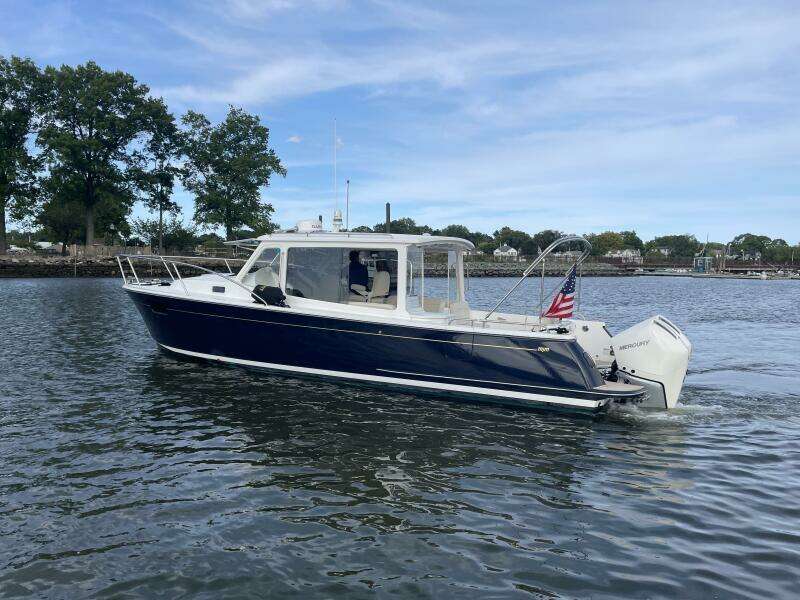 Eagle III 35ft MJM Yacht For Sale