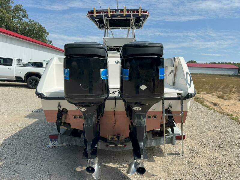 26ft Boston Whaler Yacht For Sale