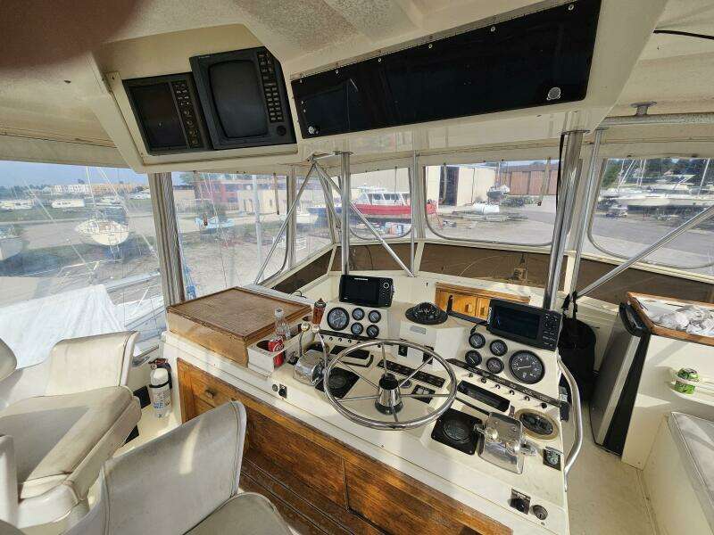 Dirty Hooker 46ft Viking Yacht For Sale