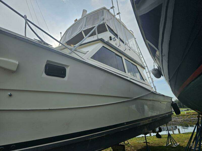 Dirty Hooker 46ft Viking Yacht For Sale