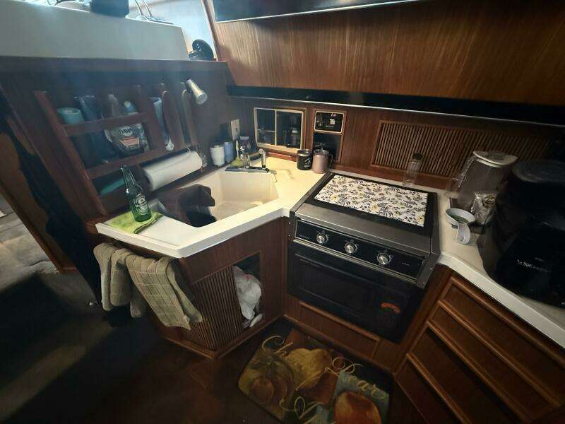 7th Sun 41ft Sea Ray Yacht For Sale