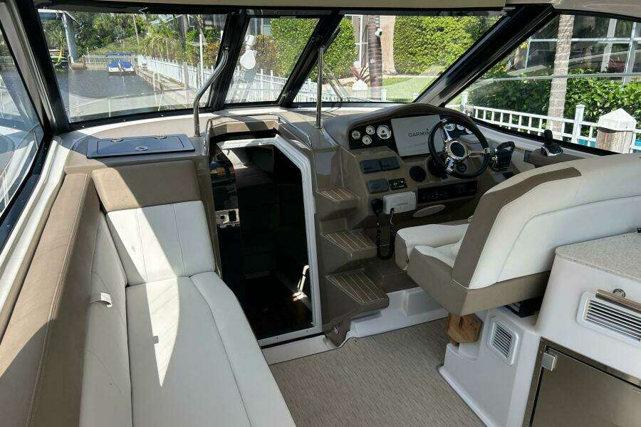 TRANSPARENCY 36ft Regal Yacht For Sale