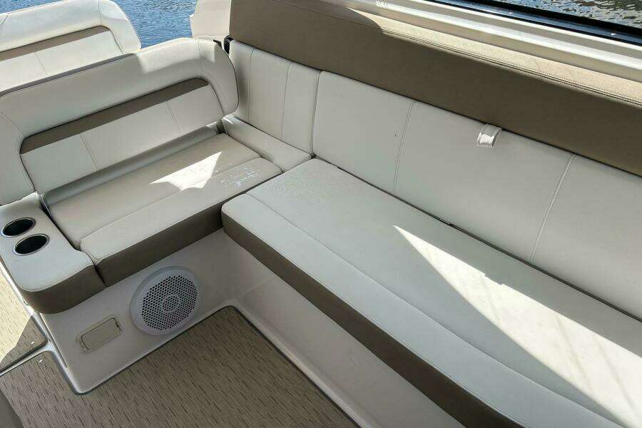 TRANSPARENCY 36ft Regal Yacht For Sale