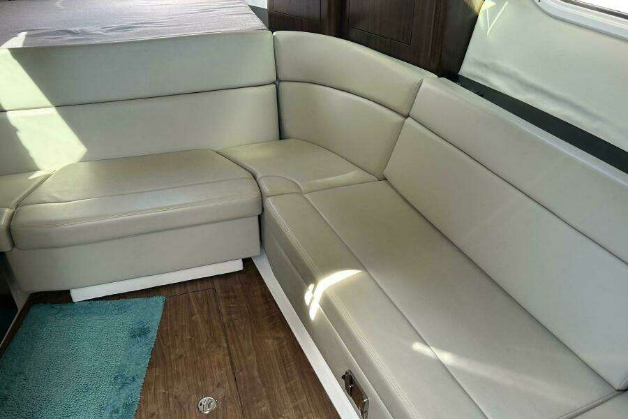 TRANSPARENCY 36ft Regal Yacht For Sale
