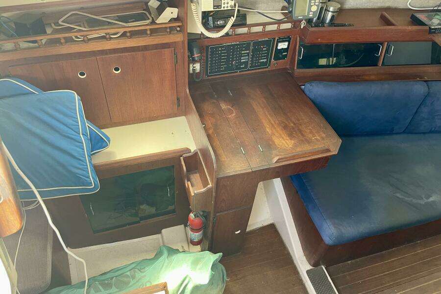 34ft Hunter Yacht For Sale