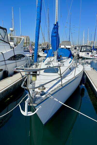 34ft Hunter Yacht For Sale