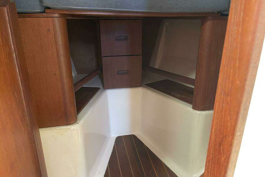 34ft Hunter Yacht For Sale