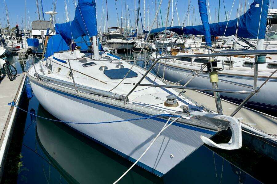 34ft Hunter Yacht For Sale
