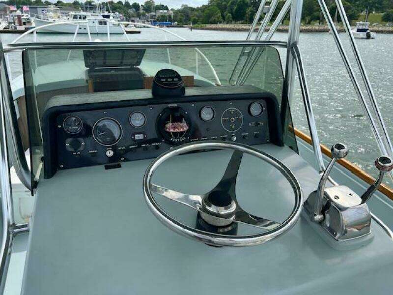 26ft Strike Yacht For Sale