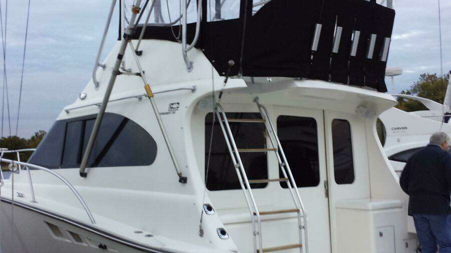 35ft Luhrs Yacht For Sale