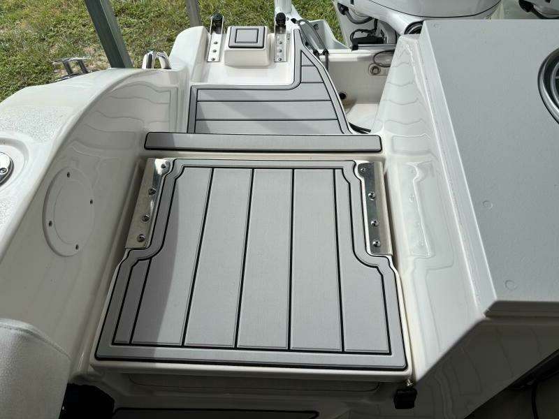 29ft Sea Fox Yacht For Sale