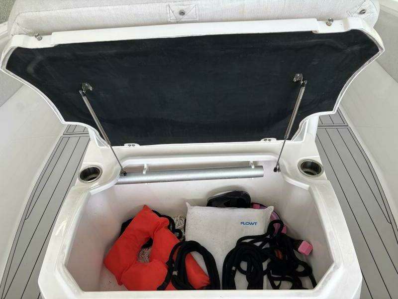 29ft Sea Fox Yacht For Sale