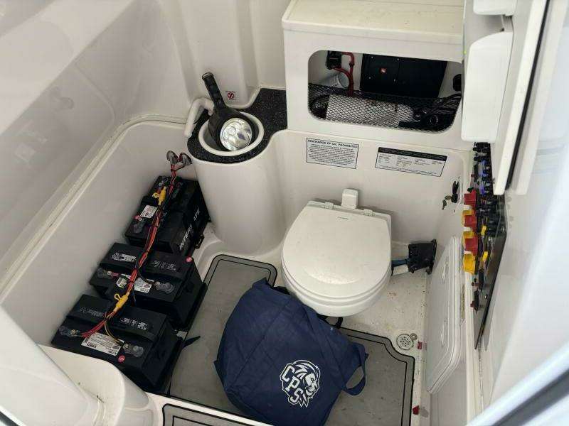 29ft Sea Fox Yacht For Sale