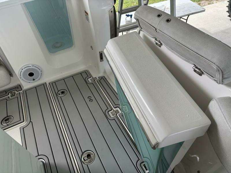 29ft Sea Fox Yacht For Sale