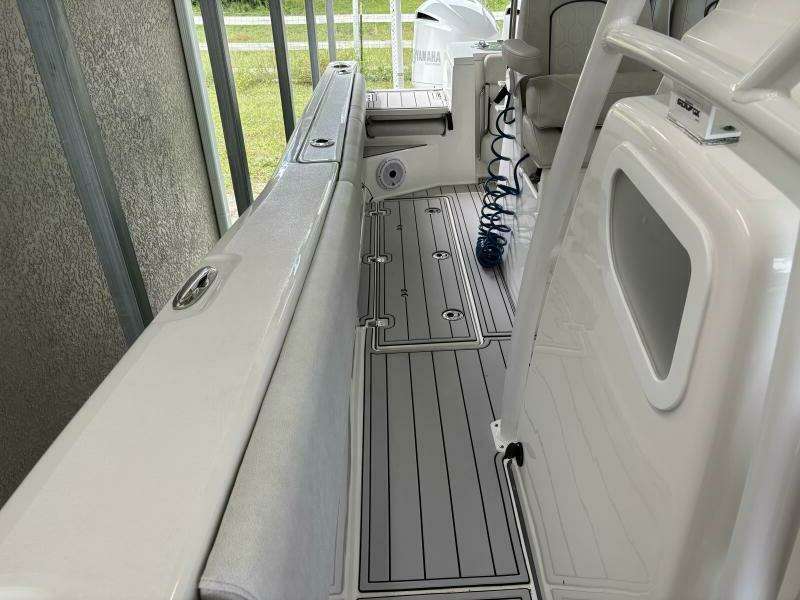 29ft Sea Fox Yacht For Sale