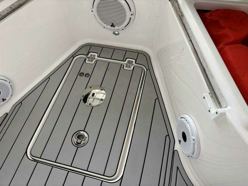 29ft Sea Fox Yacht For Sale