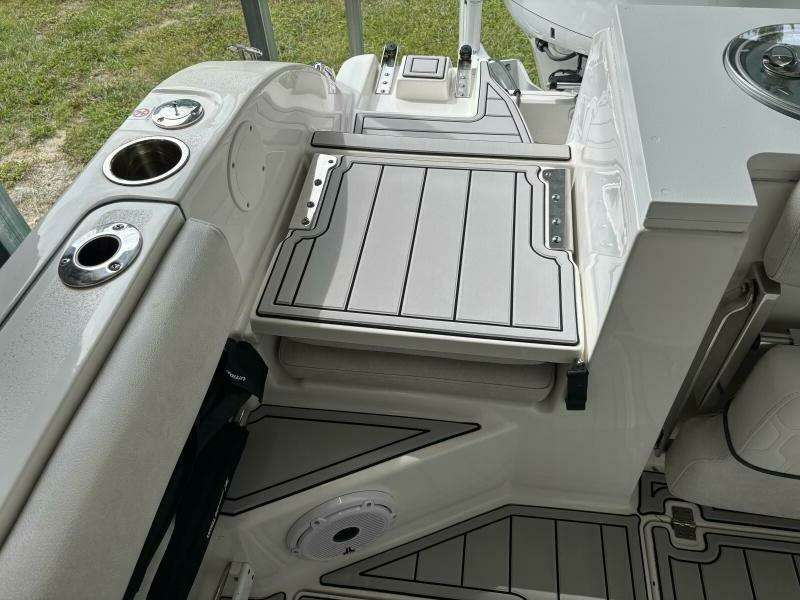 29ft Sea Fox Yacht For Sale