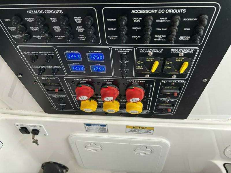 29ft Sea Fox Yacht For Sale