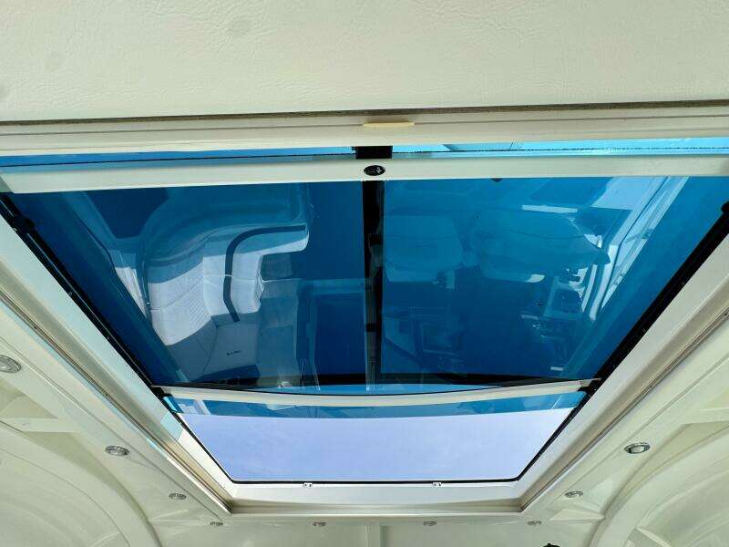 54ft Cruisers Yachts Yacht For Sale