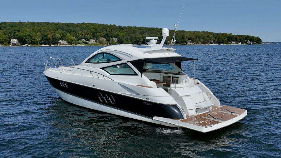 54ft Cruisers Yachts Yacht For Sale