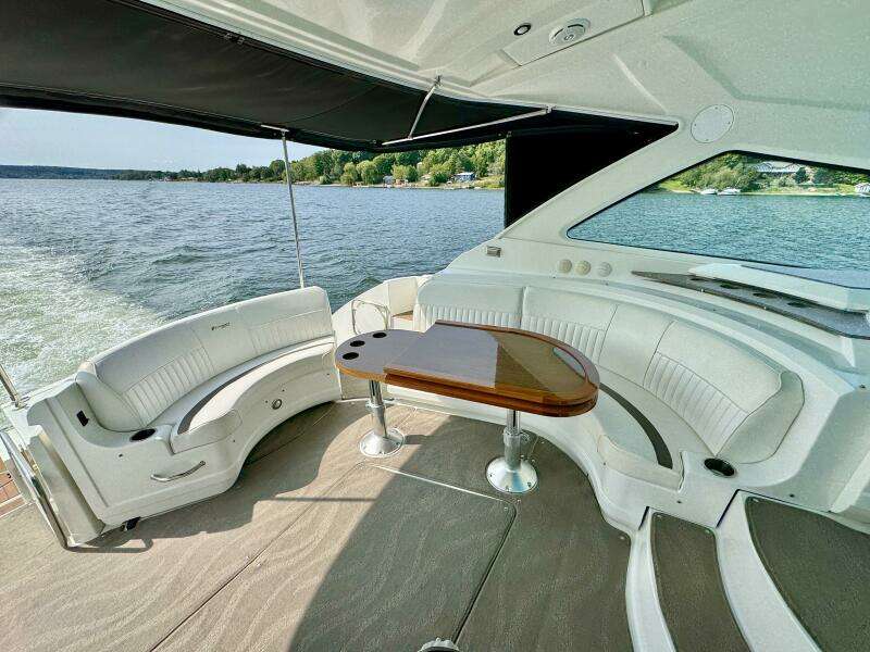 54ft Cruisers Yachts Yacht For Sale