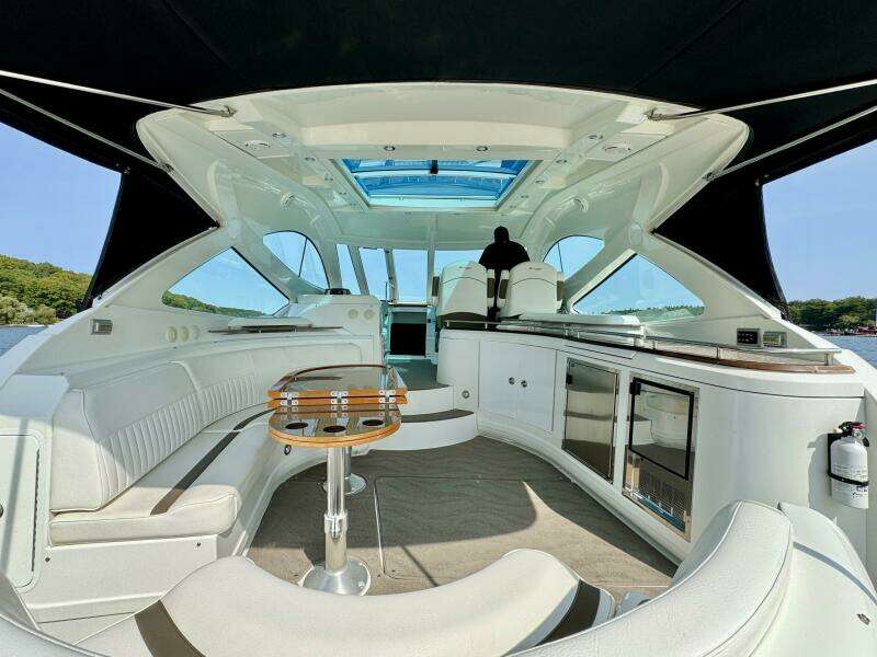 54ft Cruisers Yachts Yacht For Sale