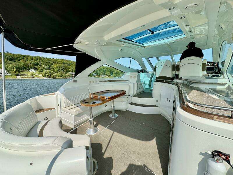 54ft Cruisers Yachts Yacht For Sale