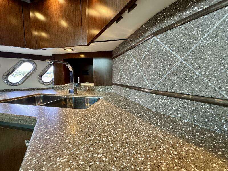 54ft Cruisers Yachts Yacht For Sale