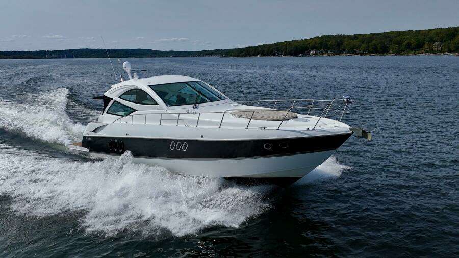 54ft Cruisers Yachts Yacht For Sale