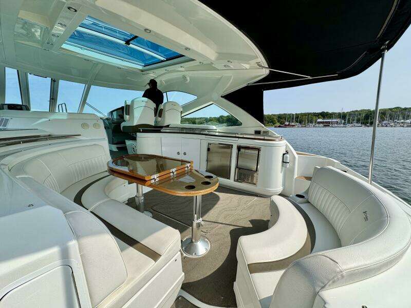 54ft Cruisers Yachts Yacht For Sale