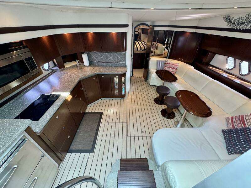 54ft Cruisers Yachts Yacht For Sale