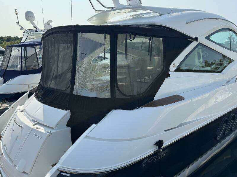 54ft Cruisers Yachts Yacht For Sale