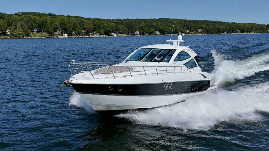 54ft Cruisers Yachts Yacht For Sale