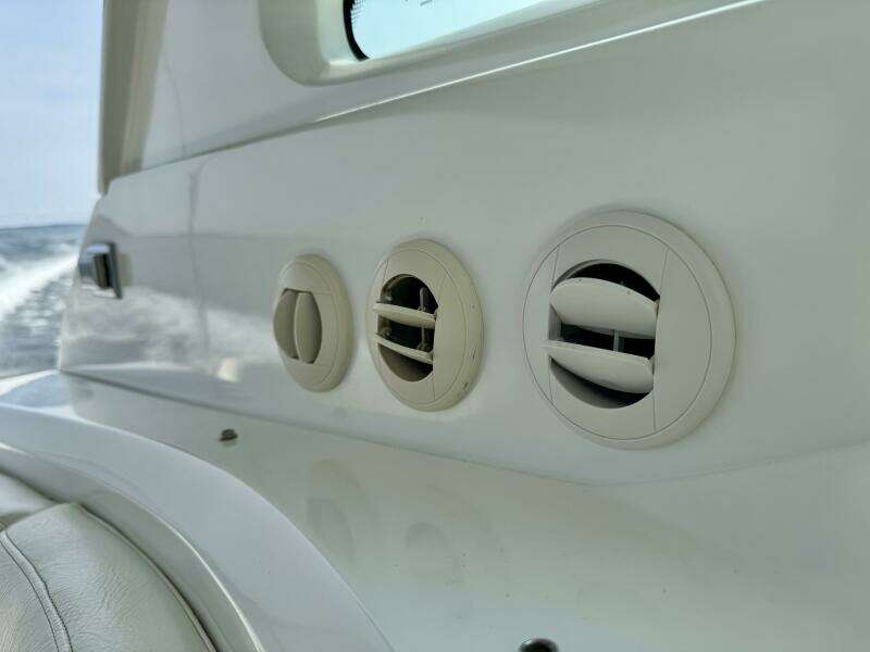 54ft Cruisers Yachts Yacht For Sale