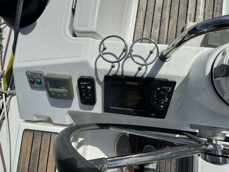 Hanuman 45ft Beneteau Yacht For Sale